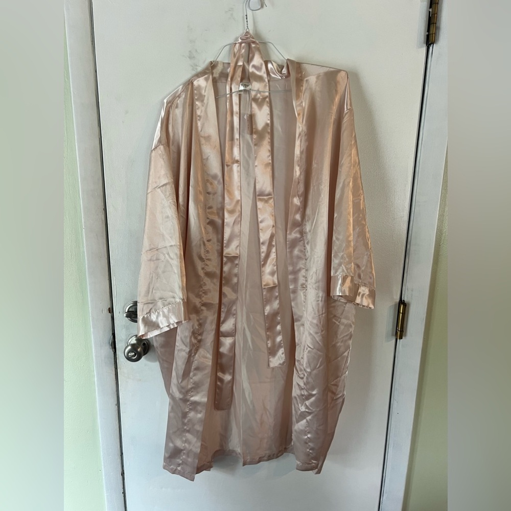 Blush bridal robe